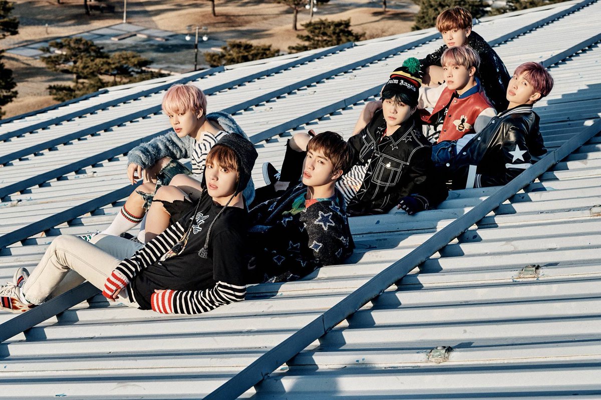 BTS поделились второй частью концепт-фото к новому альбому