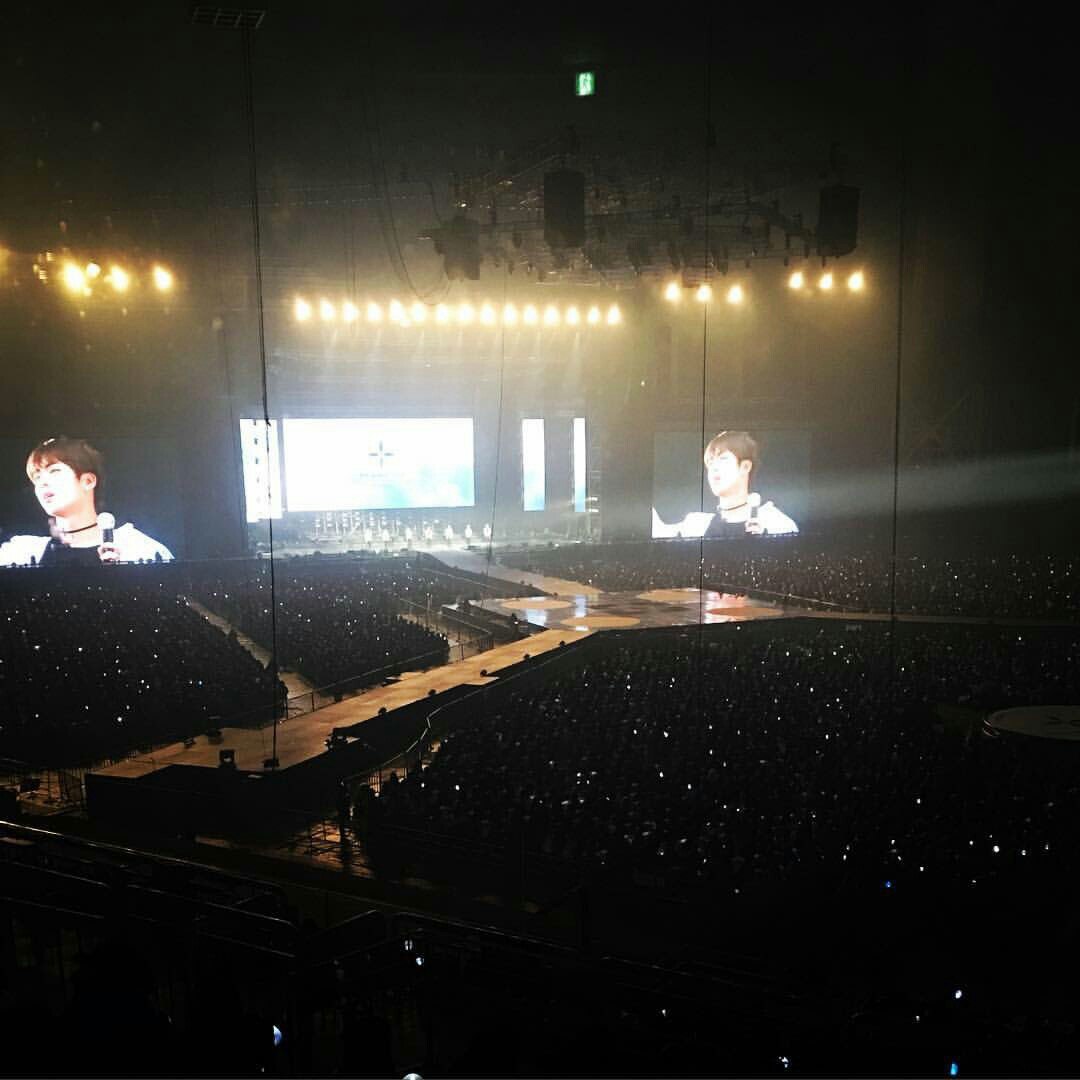 BTS: Второй день концертного тура Wings в Сеуле