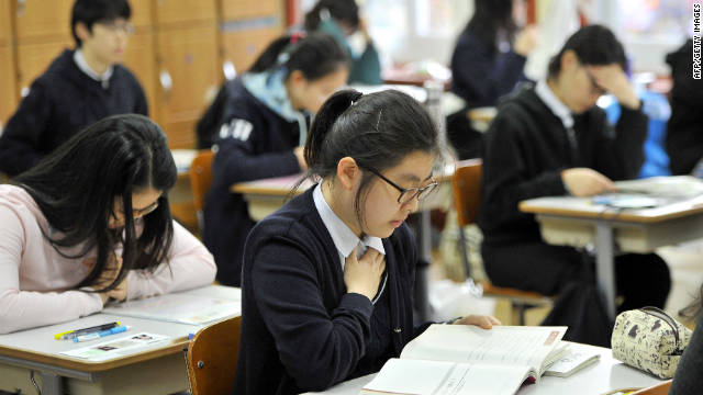 Эту К-поп песню запрещают слушать студентам в Корее перед экзаменом