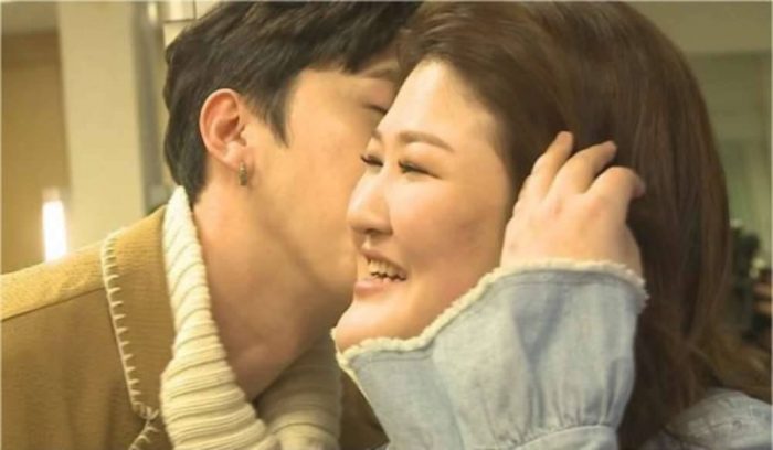Первый поцелуй Sleepy и Ли Кук Чу в шоу "We Got Married"