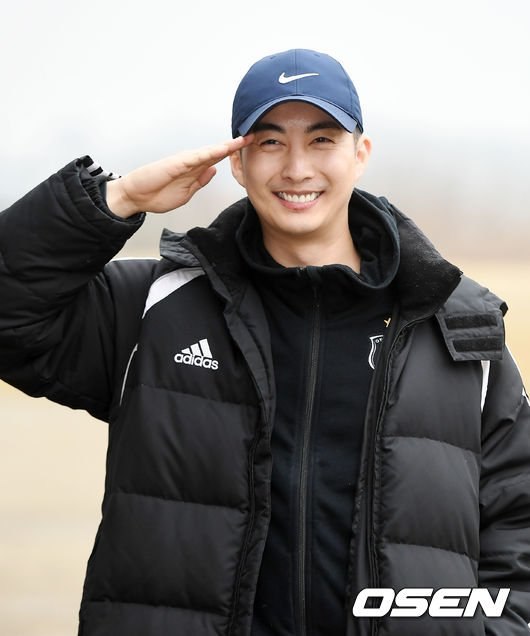 Ким Хёнг Джун (SS501) заступил на военную службу