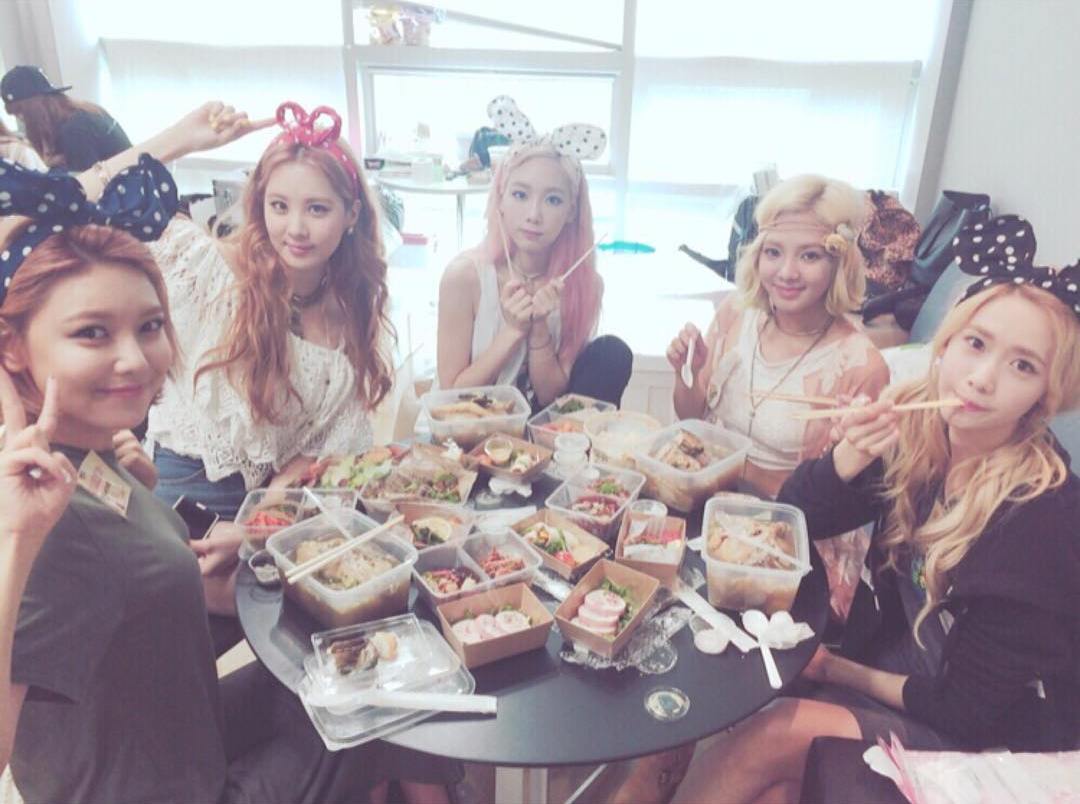 Girls Generation тратят больше денег на еду в год, чем EXO