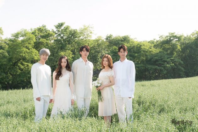 Канал tvN опубликовал стиллы к новой дораме «Невеста речного бога»