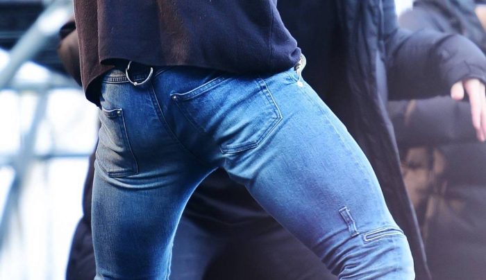 22 фотографии Чимина в джинсах, которые заставят вас забыть обо всем