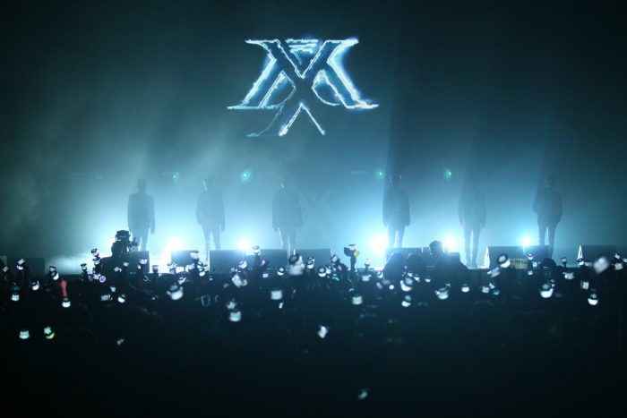 MONSTA X "рвут толпу" на концерте в Гонконге