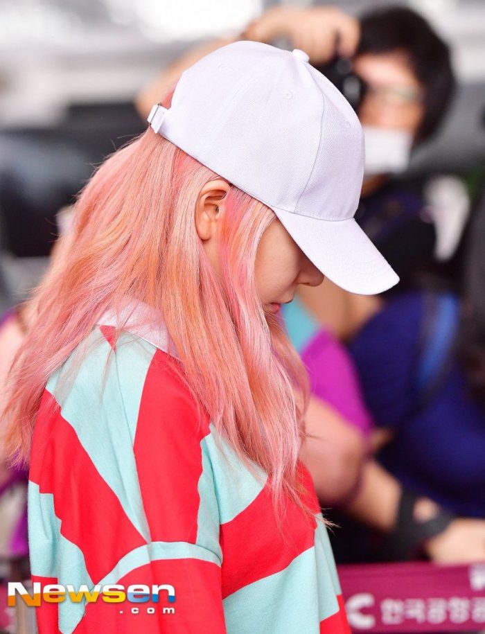 Санни из Girls’ Generation снова изменила цвет волос