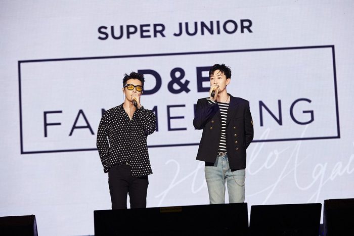 Донхэ и Ынхёк из Super Junior провели свою первую встречу с фанатами