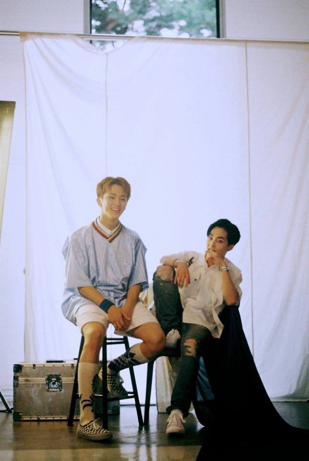[РЕЛИЗ] Сюмин (EXO) и Марк (NCT) выпустили клип на совместную песню "Young & Free"