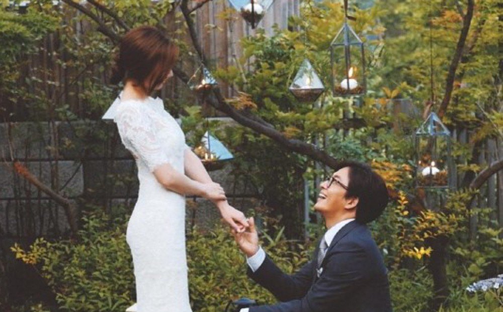 Актриса Пак Су Джин отмечает двухлетие супружеской жизни с мужем Пэ Ён Джуном