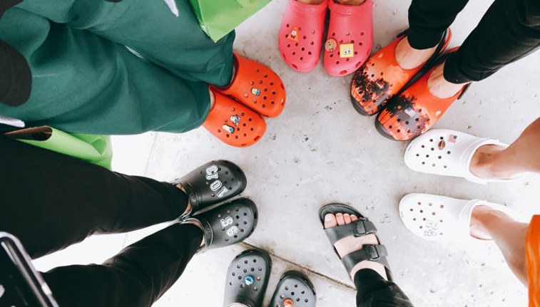 BTS поражают модный мир своим пристрастием к "самой уродливой" обуви