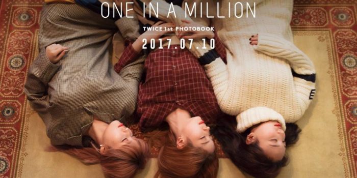 TWICE выпустили тизер фото из 1 фотобука "One In A Million"