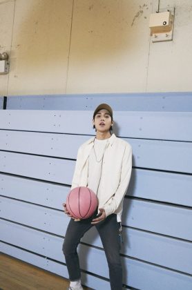 [ДЕБЮТ] Рэппер ONE выпустил дебютные клипы на песни "Gettin' by" и "heyahe"