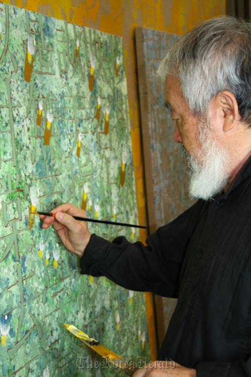 Корейский художник, который сорок лет рисует только капли воды