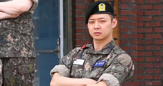 Пак Ючон завершает службу в армии