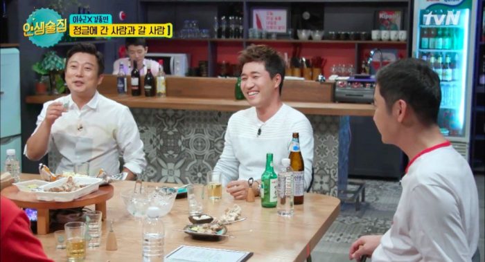 Ли Су Гын раскрыл маленький секрет о Ким Чон Мине на шоу "Life Bar"