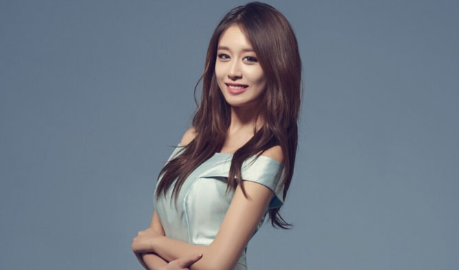Джиён из T-ara знакомится с новым соседом на шоу "Insolent Housemates"