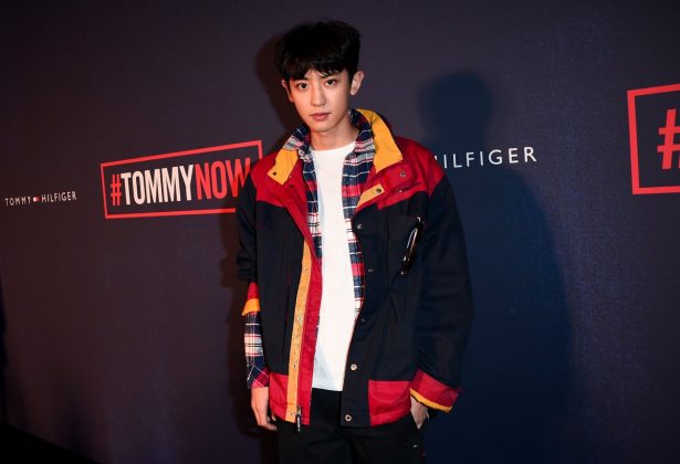 Чанёль из EXO стал центром внимания на шоу-показе "Tommy Hilfiger" в Лондоне