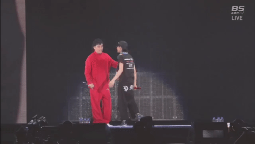Во время концерта G-Dragon произошло нечто неожиданное