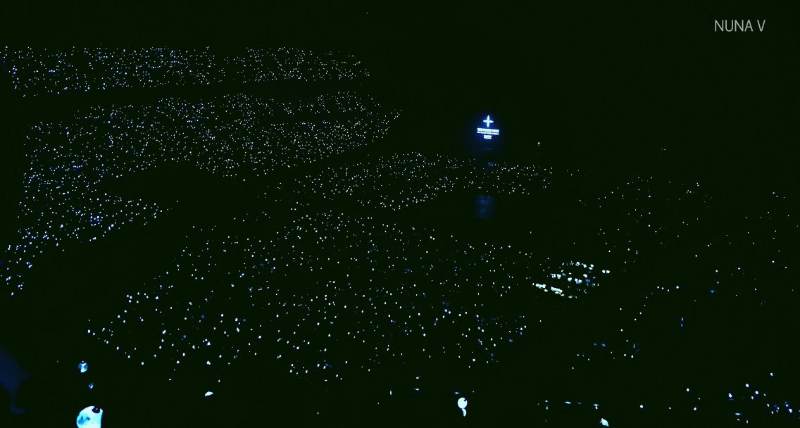 BTS провели свой первый концерт на огромном стадионе Kyocera Dome в Японии