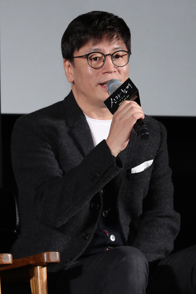 Режиссёр Ким Ён Хва рассказал о сюжете будущего фильма "С богами"