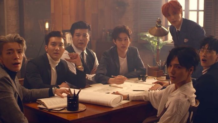 Super Junior и их новый альбом "PLAY" показывают отличные результаты