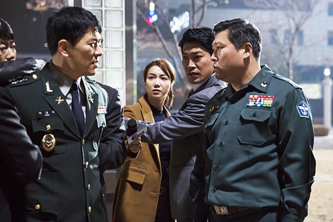 [ОБЗОР] "Конфиденциальность первого уровня" - первый фильм о военной коррупции в Корее