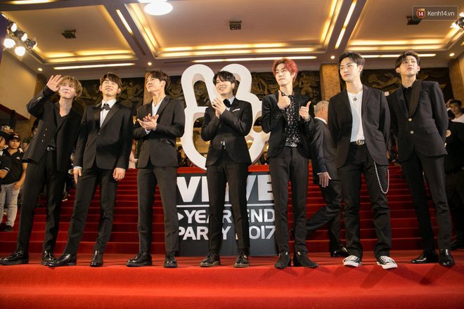 GOT7 победили в номинации "The Best Worldwide Influencer Award" на "V LIVE YEAR END PARTY 2017"