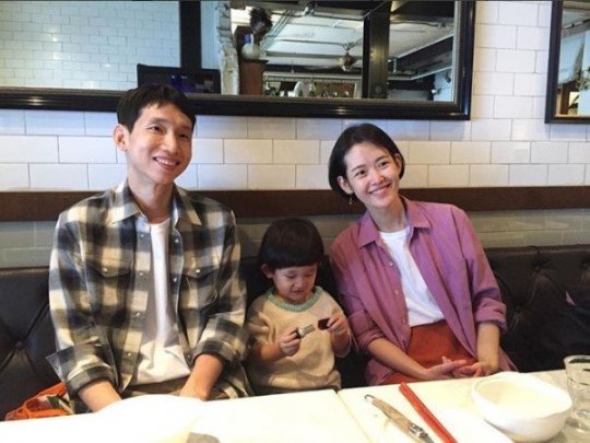 Семья актера Бон Тэ Гю ждет второго ребенка