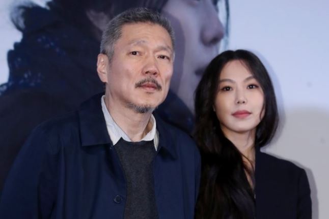 Режиссёр Хон Сан Су и актриса Ким Мин Хи расстались?