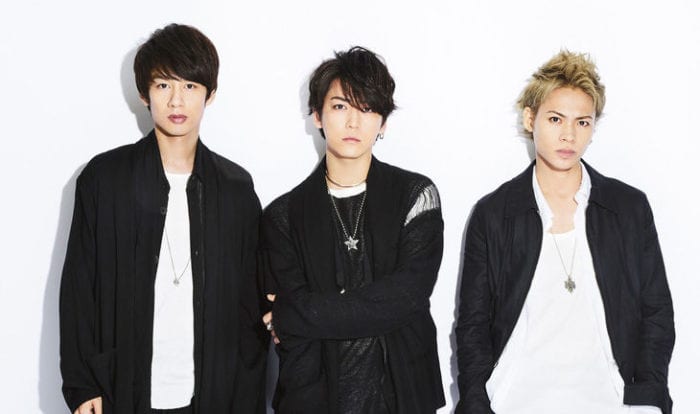 KAT-TUN появились на LINE LIVE и объявили о прямом эфире 22 марта