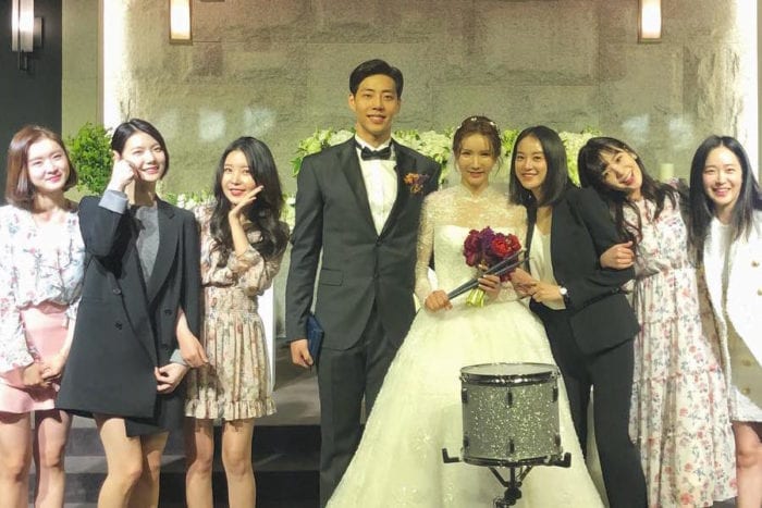 Участницы After School поделились новыми фото и видео со свадьбы Чон А