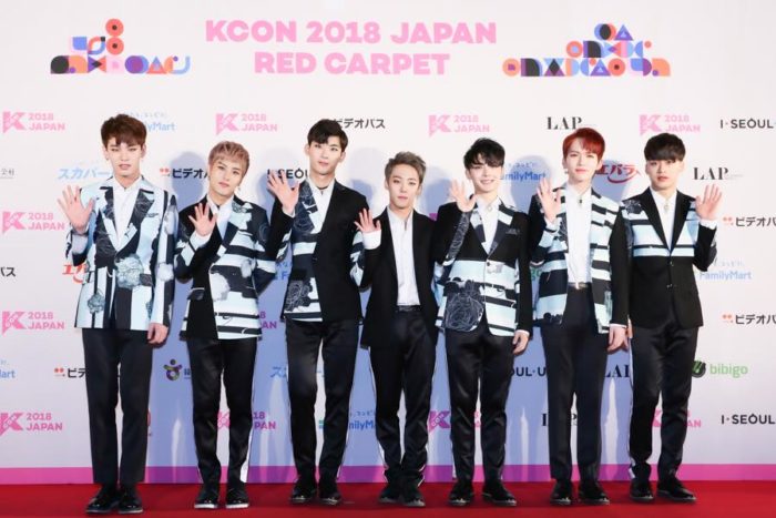 Неоднозначная ситуация, произошедшая с участниками BLK во время KCON 2018 JAPAN, вызвала разногласия в сети