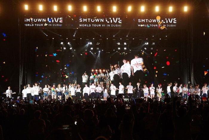 Артисты SMTOWN впервые провели концерт в Объединенных Арабских Эмиратах