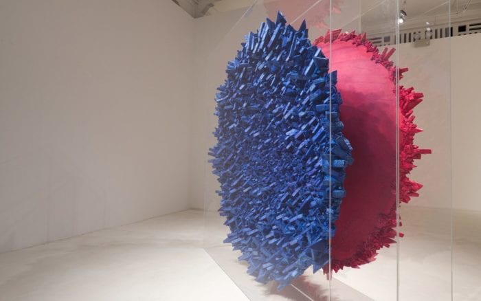 Невероятные инсталляции художника Чон Кван Ёна из бумаги