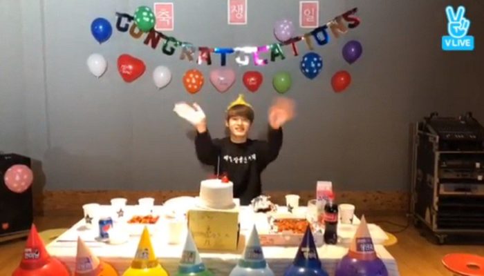 Участнику группы Rainz пришлось праздновать день рождения в одиночестве?