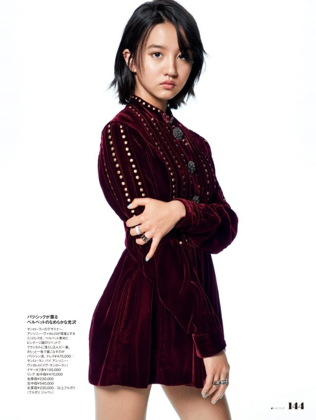 Младшая дочь Кимуры Такуи дебютирует в качестве модели
