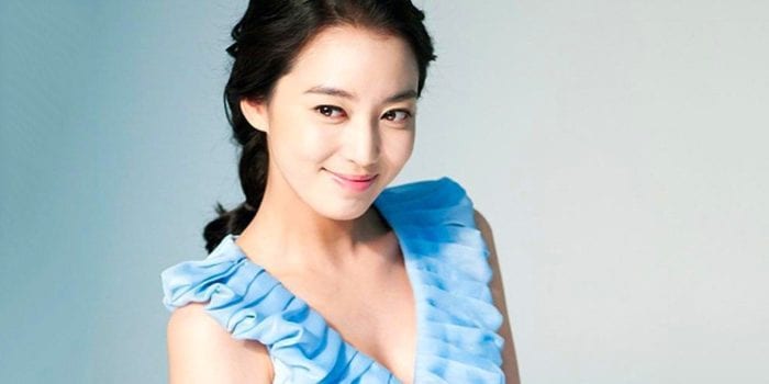 Актриса Ли Со Ён разводится со своим мужем после трех лет брака