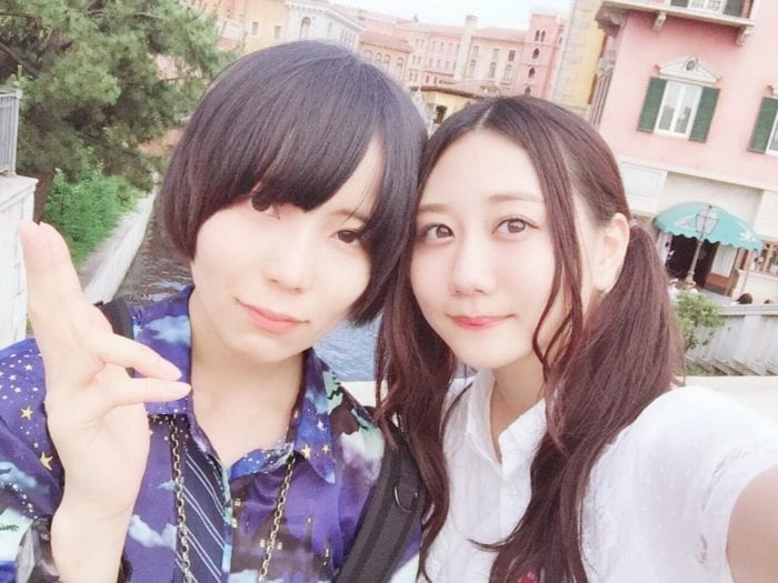 Подругу Фурухаты Нао из SKE48 приняли за ее парня