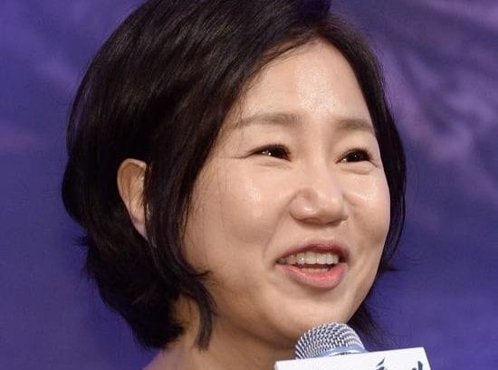 Сценаристка Ким Ын Сук ответила на слухи о разводе