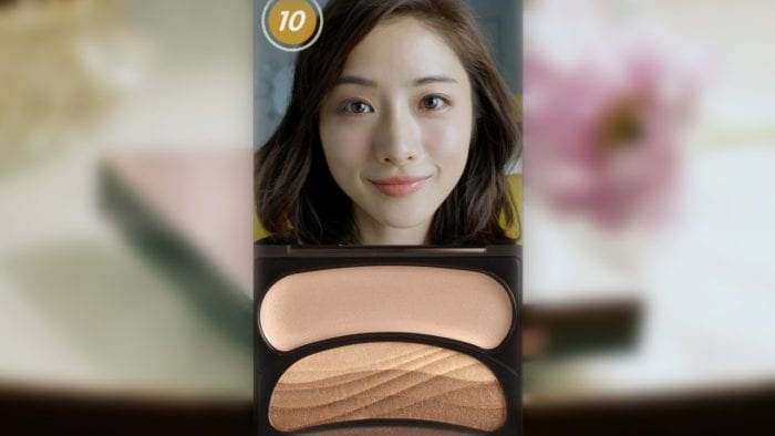 Ишихара Сатоми наносит макияж за 10 секунд