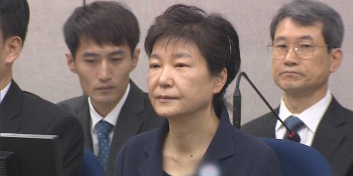 Суд увеличил тюремной срок экс-президента Кореи Пак Кын Хе