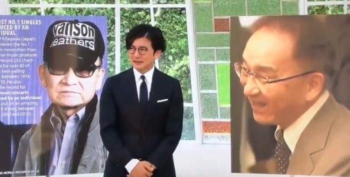 Японские знаменитости оплакивают ушедшего Джонни Китагаву