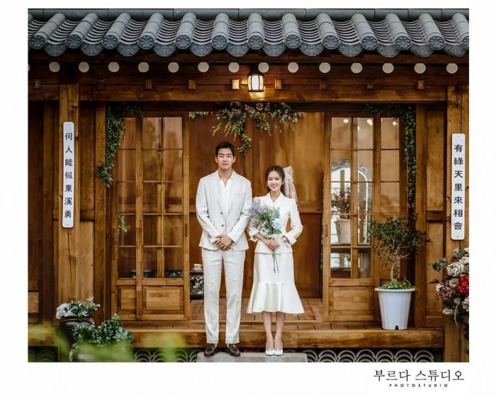 Чан На Ра и Ли Сан Юн в рекламной кампании корейской фотостудии