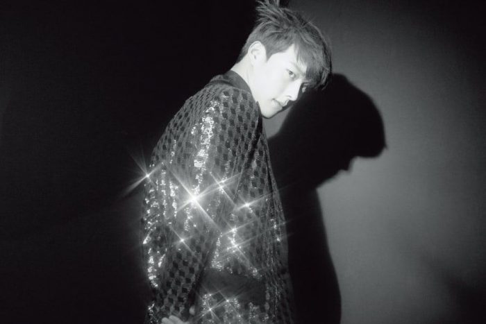 Мужественный Чан Ки Ён в черно-белой фотосессии журнала GQ Korea