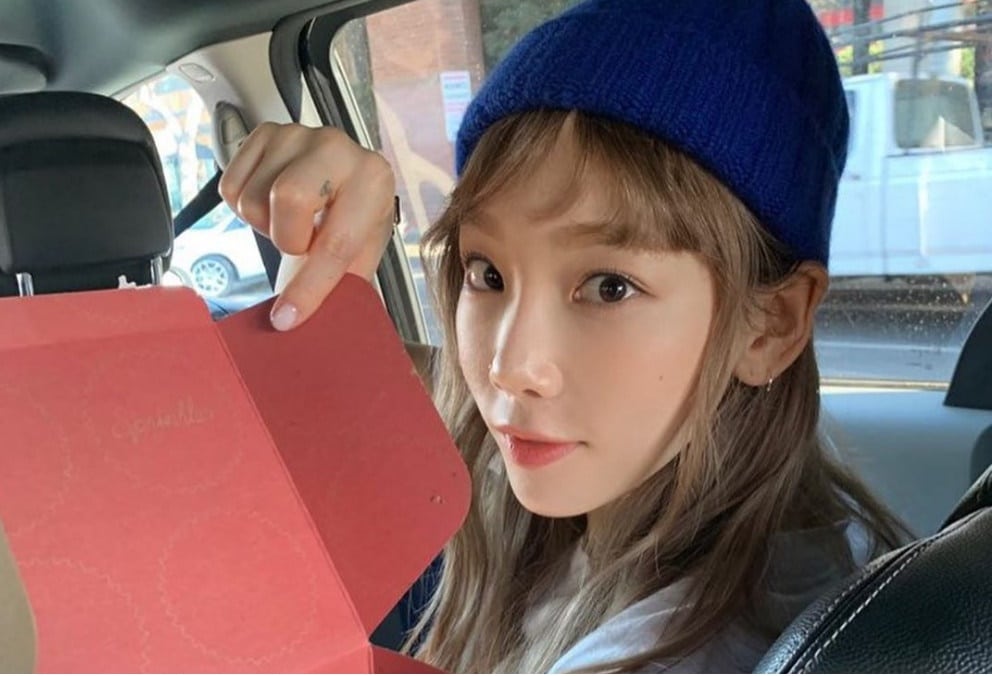 Тэён из Girls' Generation показала свою любовь к кексам