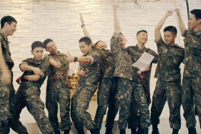 Солдаты-артисты из SHINee, EXO, INFINITE, BTOB, 2AM записали армейскую песню