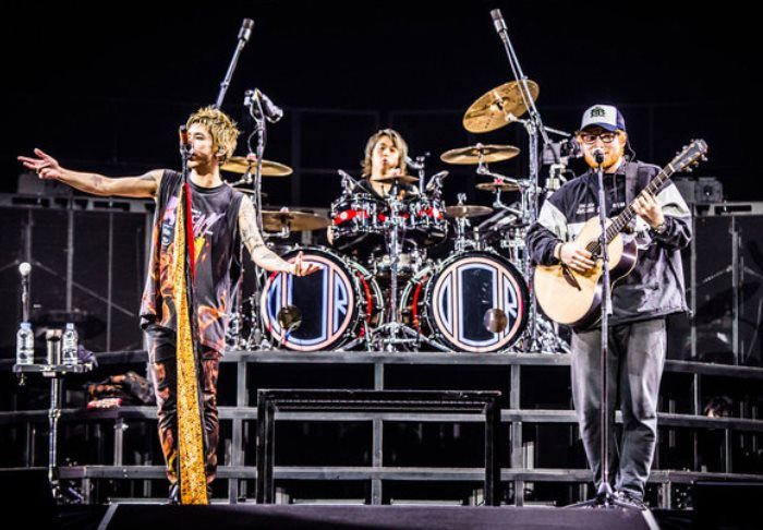 Эд Ширан удивил поклонников японской группы ONE OK ROCK