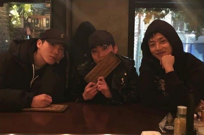 Ким Мин Сок поделился фото с Сюмином из EXO и Ли Джэ Гюном