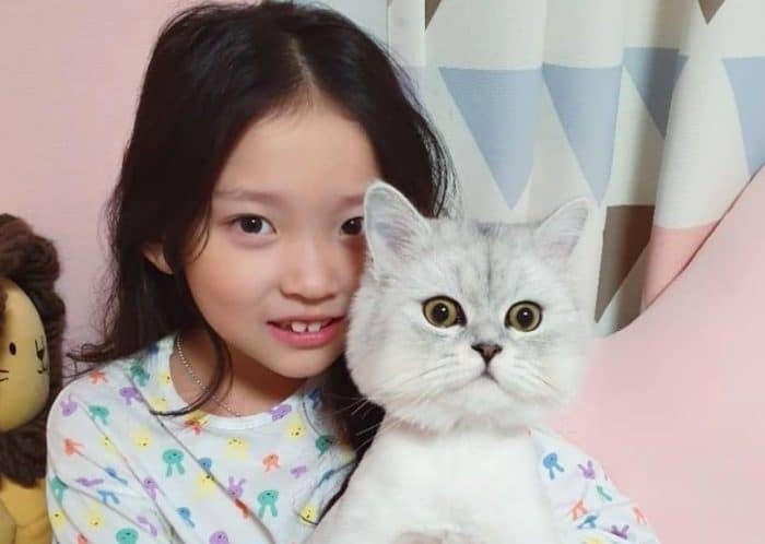 Ребенок-актриса Гу Са Ран обвиняется в жестоком обращении с животными