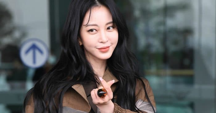 Актриса Хан Йе Сыль поделилась фотографиями с новой причёской